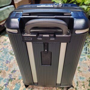 SAMSONITE SILHOUETTE 18 HARDSIDE LARGE 22" CARRY-ON SPINNER - METALLIC BLUE